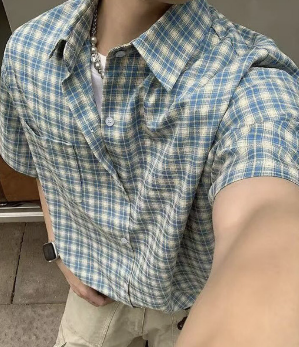 Outfit Day Apparel. Men Checked Short Sleeve Shirt