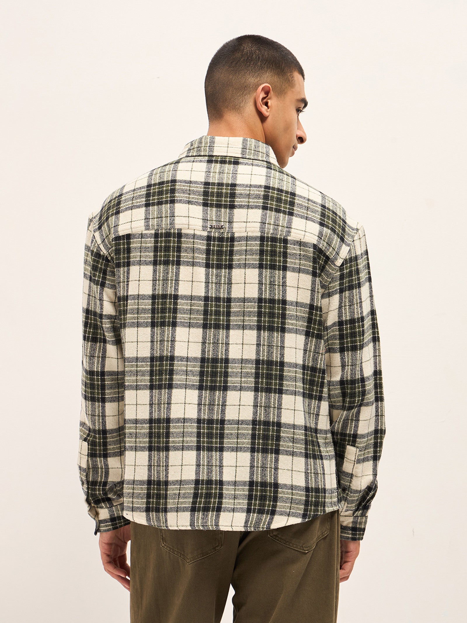 Outfit Day Apparel – Checked Flannel Shirt (Olive & Cream)